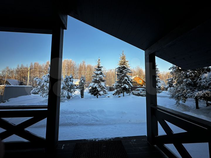 Дом 225 м² на участке 8 сот.