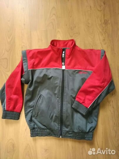 Спортивная кофта