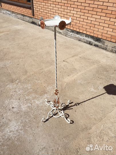 Подставки для цветов