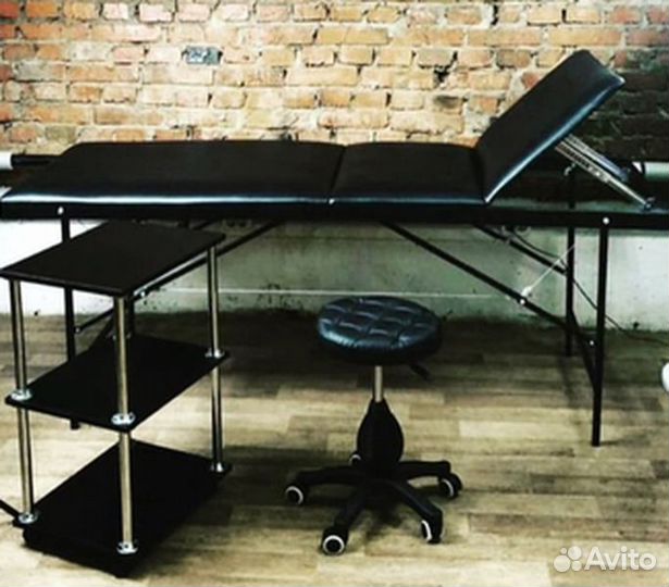 Массажный стол + подушечка в наличии.новое