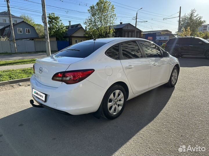 Opel Astra 1.6 МТ, 2014, 199 560 км