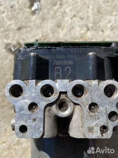 Блок ABS тойота хайлендер 2 2grfe