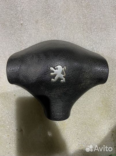 Подушка безопасности Peugeot 206