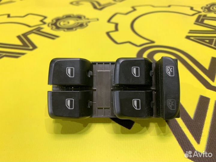 Блок управления стеклоподъемниками Audi A4 8K2