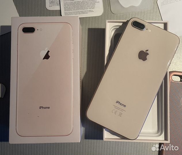 iPhone 8 Plus, 64 ГБ