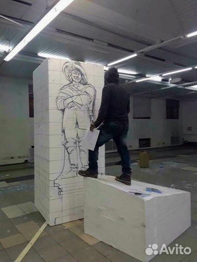 Декоратор художник скульптор