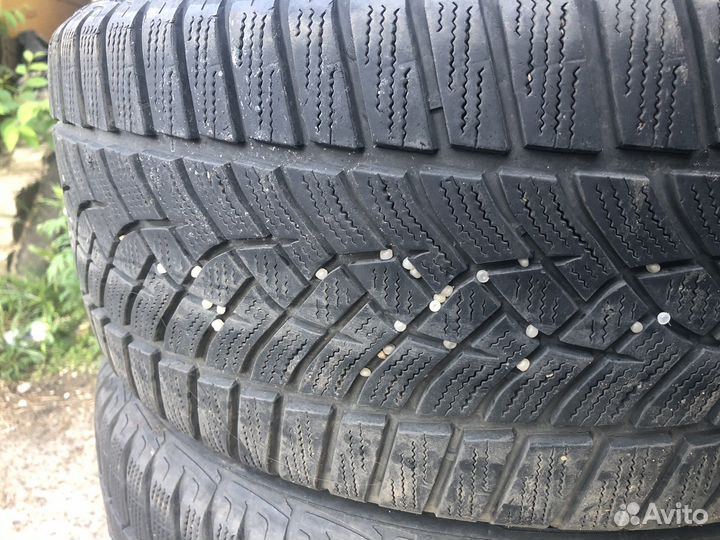 Goodyear UltraGrip Performance 235/45 R18
