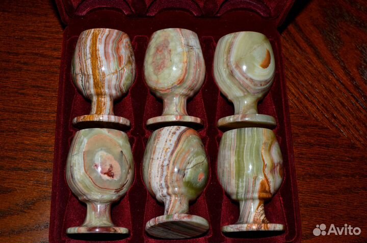 Рюмки из оникса. Подарочный набор