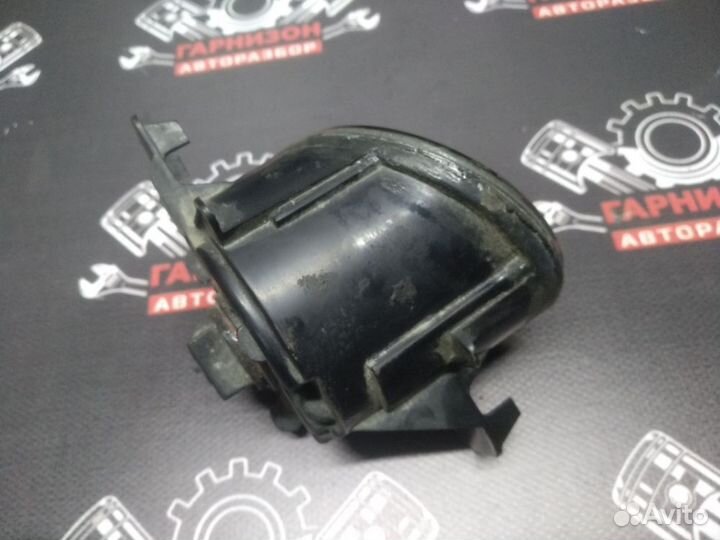 Левый противотуманный фонарь(птф) Nissan Primera P