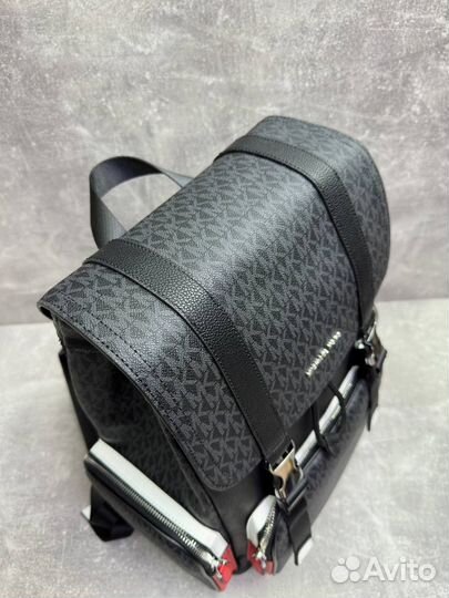 Рюкзак черный