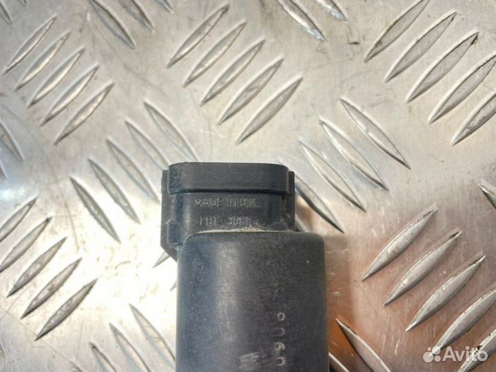 Насос омывателя фар Toyota Corolla ZRE151L 1zrfe