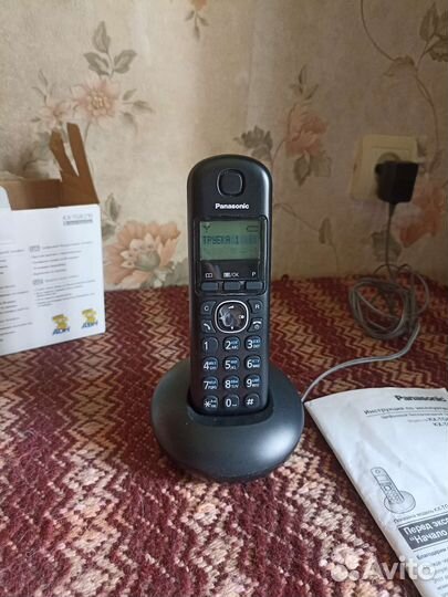 Стационарный телефон Panasonic KX-TGB210