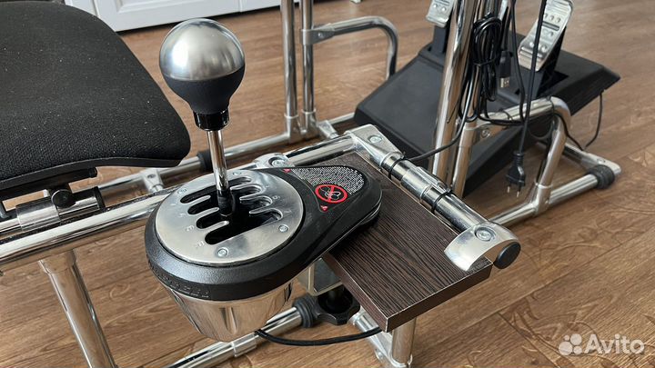 Кокпит для симрейсинга, руль игровой thrustnaster