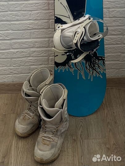 Сноубордические ботинки head + сноуборд
