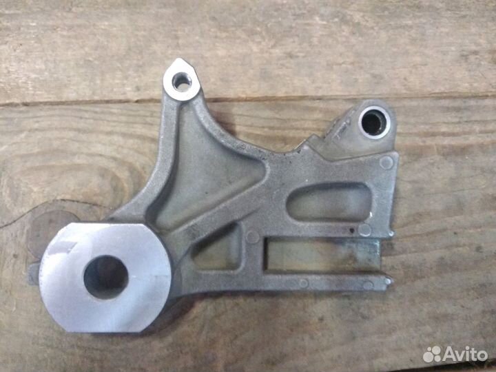 Кронштейн заднего суппорта yamaha