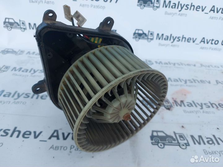 Моторчик отопителя Lifan Breez