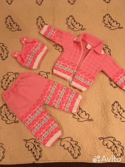 Костюмчик вязаный