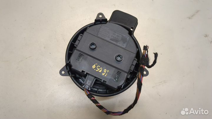 Двигатель отопителя Audi A6 (C7), 2017