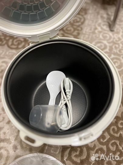 Мультиварка новая