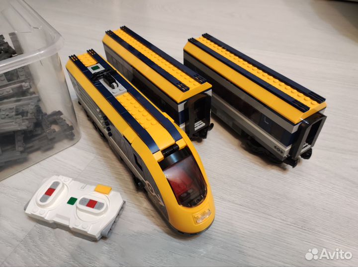 Поезд lego city 60197 (оригинал) + доп. рельсы