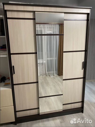 Шкаф купе сакура