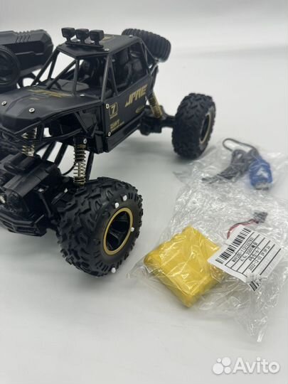 Радиоуправляемая машина 4WD