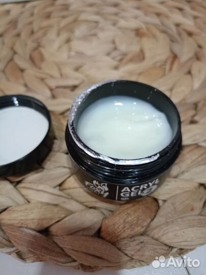 Полигель для наращивания ногтей