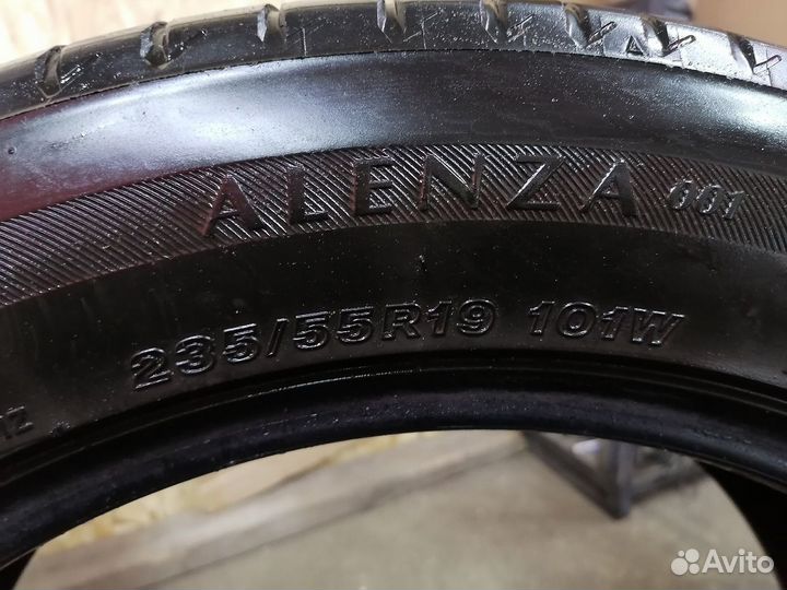 Bridgestone Alenza 001 235/55 R19 101W