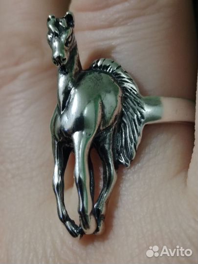 Серебряное Кольцо Лошадь Крупное и Красивое