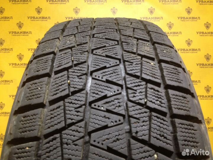 Bridgestone Blizzak DM-V1 235/55 R18 100R