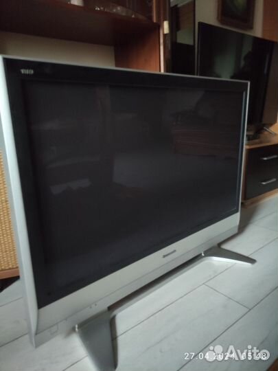 Плазменная панель Panasonic 42'