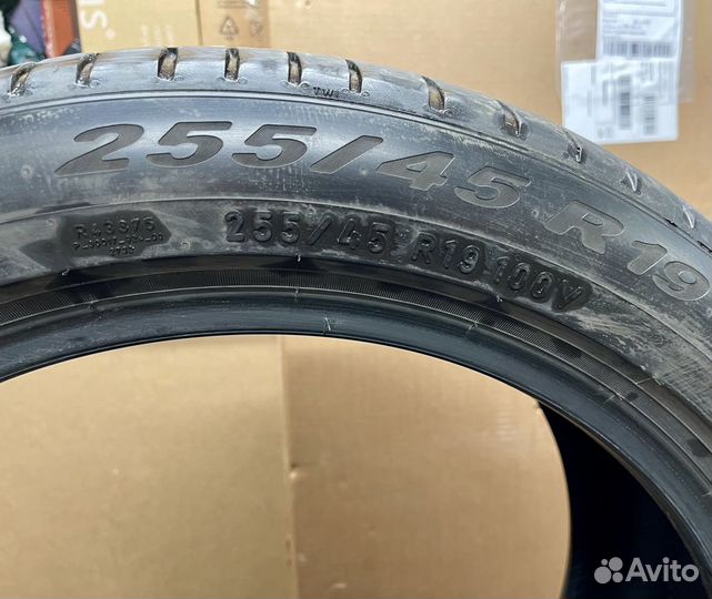 Pirelli Scorpion 255/45 R19 100