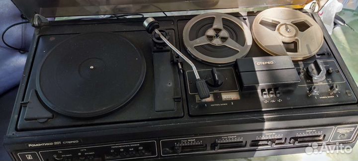 Музыкальный проигрыватель 