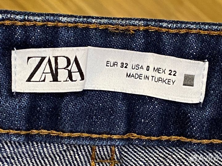 Тёмно-синие джинсы zara банан