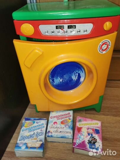 Домик, шв. Машинка и др. игрушки девочкам