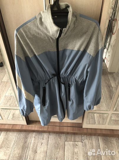 Ветровка женская