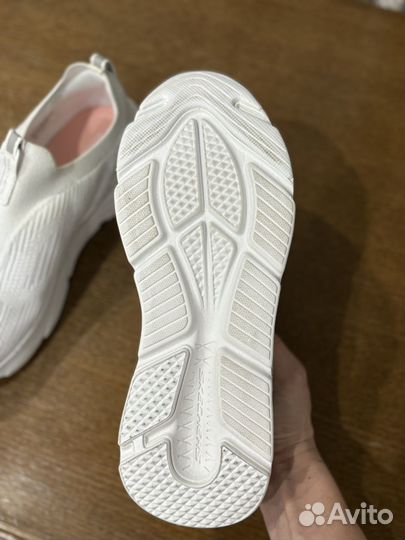 Кроссовки skechers