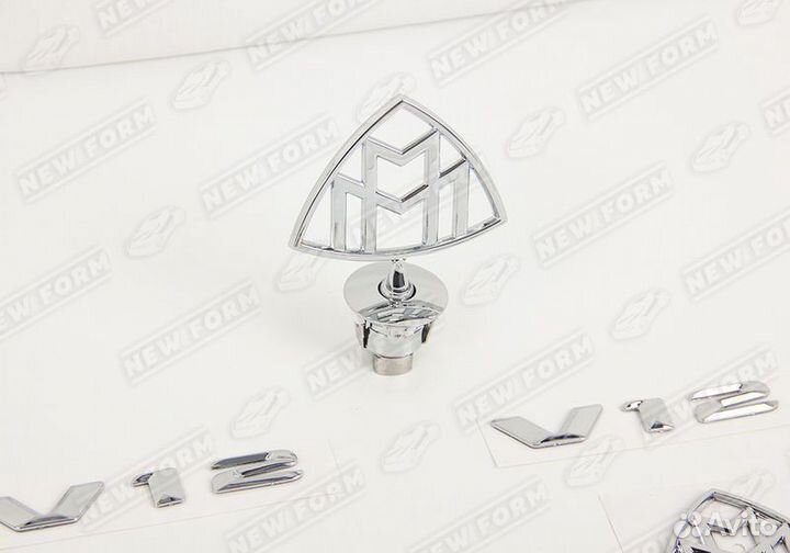 Эмблемы комплект Mercedes Maybach X222