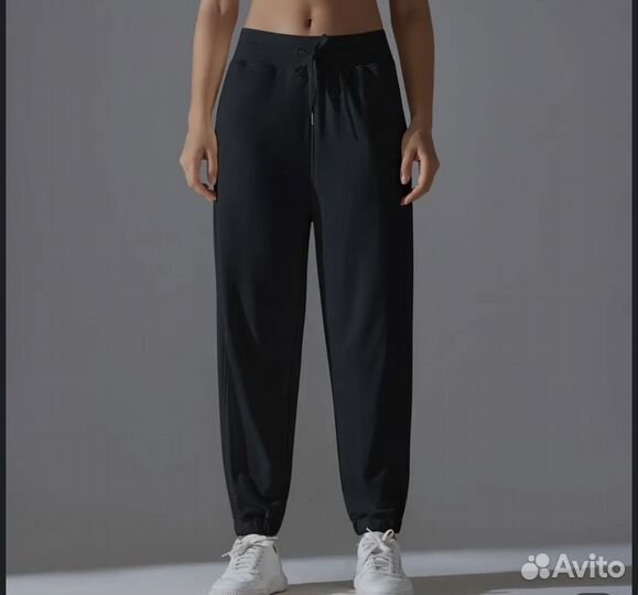 Штаны спортивные Alo Yoga