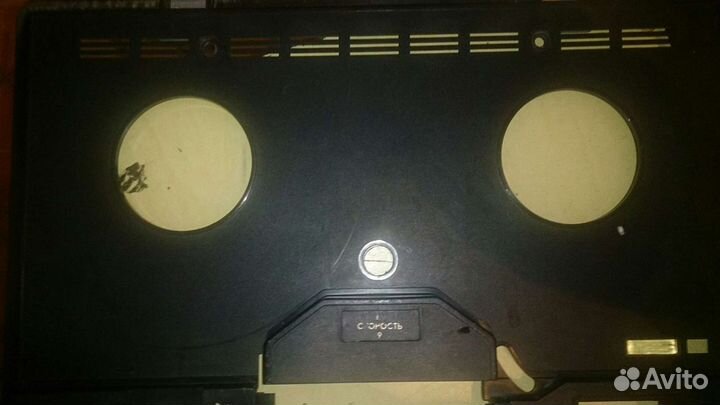 Панель катушечного магнитофона