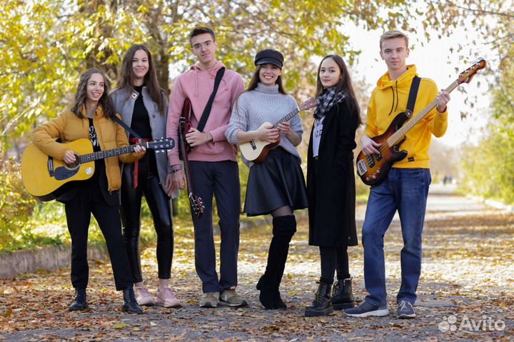 Студия игры на гитаре