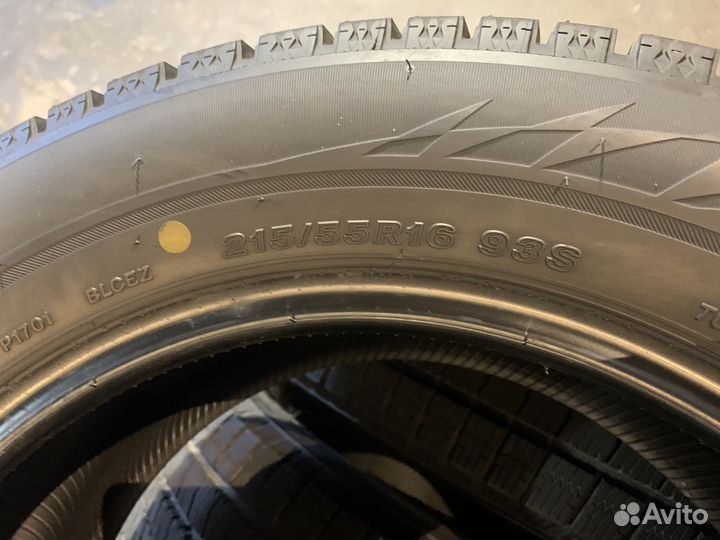 Bridgestone Blizzak Ice 215/55 R16 93S