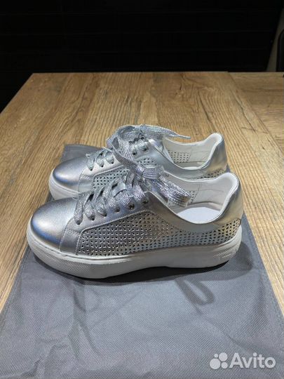 Серебристые женские кеды tendance, 37 Размер