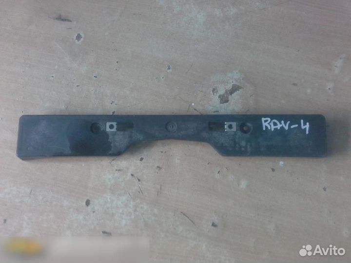 Накладка переднего бампера Toyota RAV 4 2013