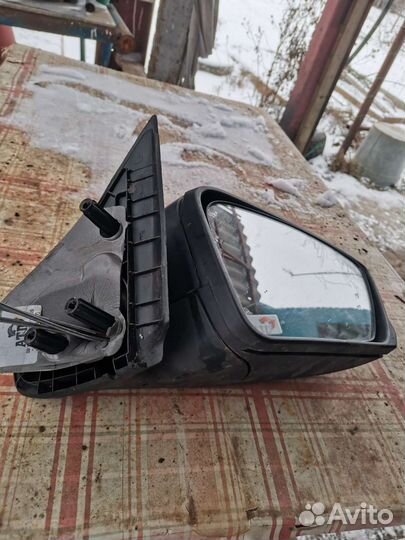 Зеркало правое Гранта