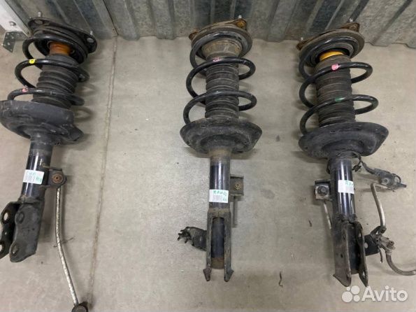 Стойка в сборе Toyota RAV-4 XA50 рав 2023г