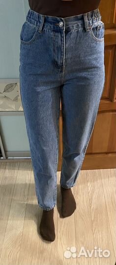 Джинсы женские
