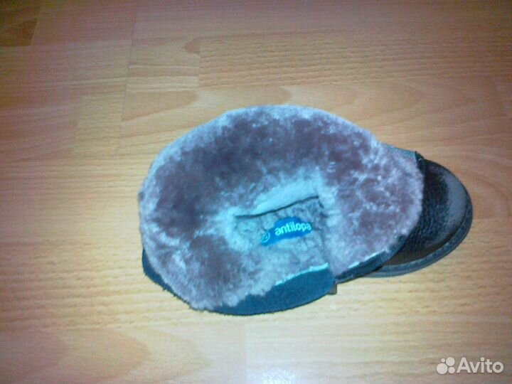 Продам зимние ботинки