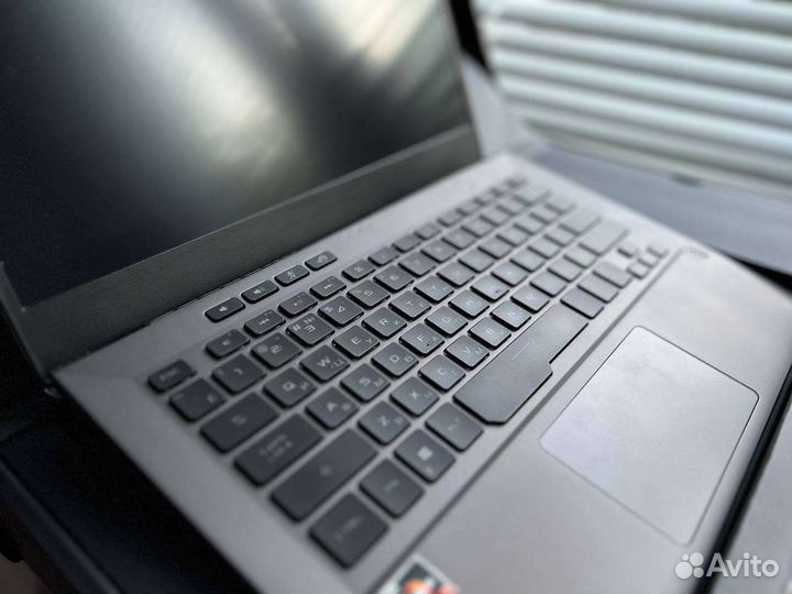 Asus ROG zephyrus G14 RTX2060