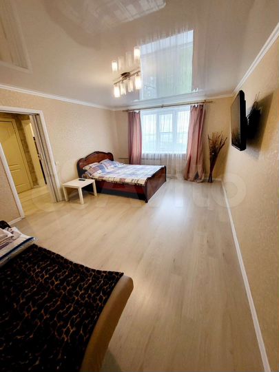 1-к. квартира, 40 м², 9/9 эт.